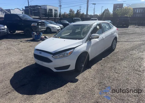 2017 Ford Focus Se z USA, uszkodzony, nr VIN 1FADP3F24HL259498